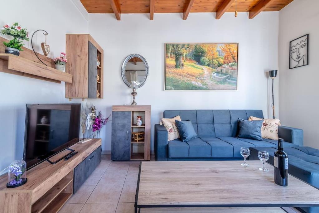 Lovely Maisonette In The Village
