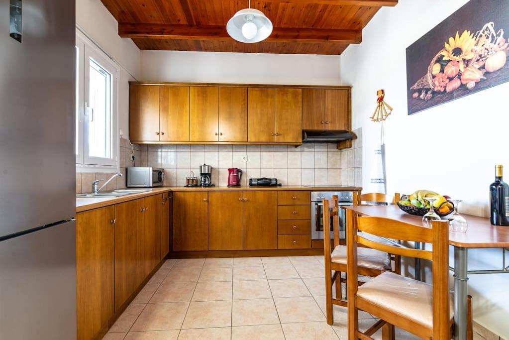 Lovely Maisonette In The Village