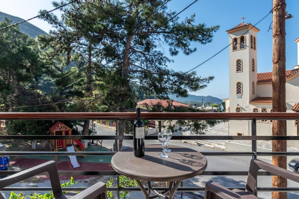 Lovely Maisonette In The Village